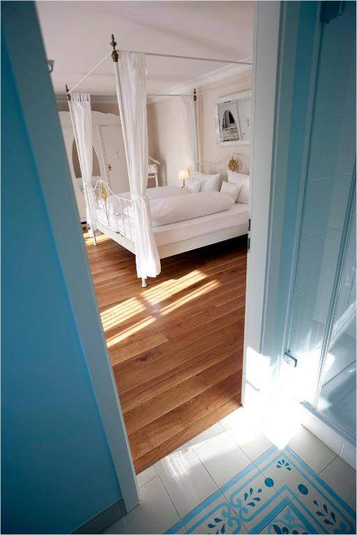 Landhaus Marinella Hotel Garni Bad Wiessee Rom bilde