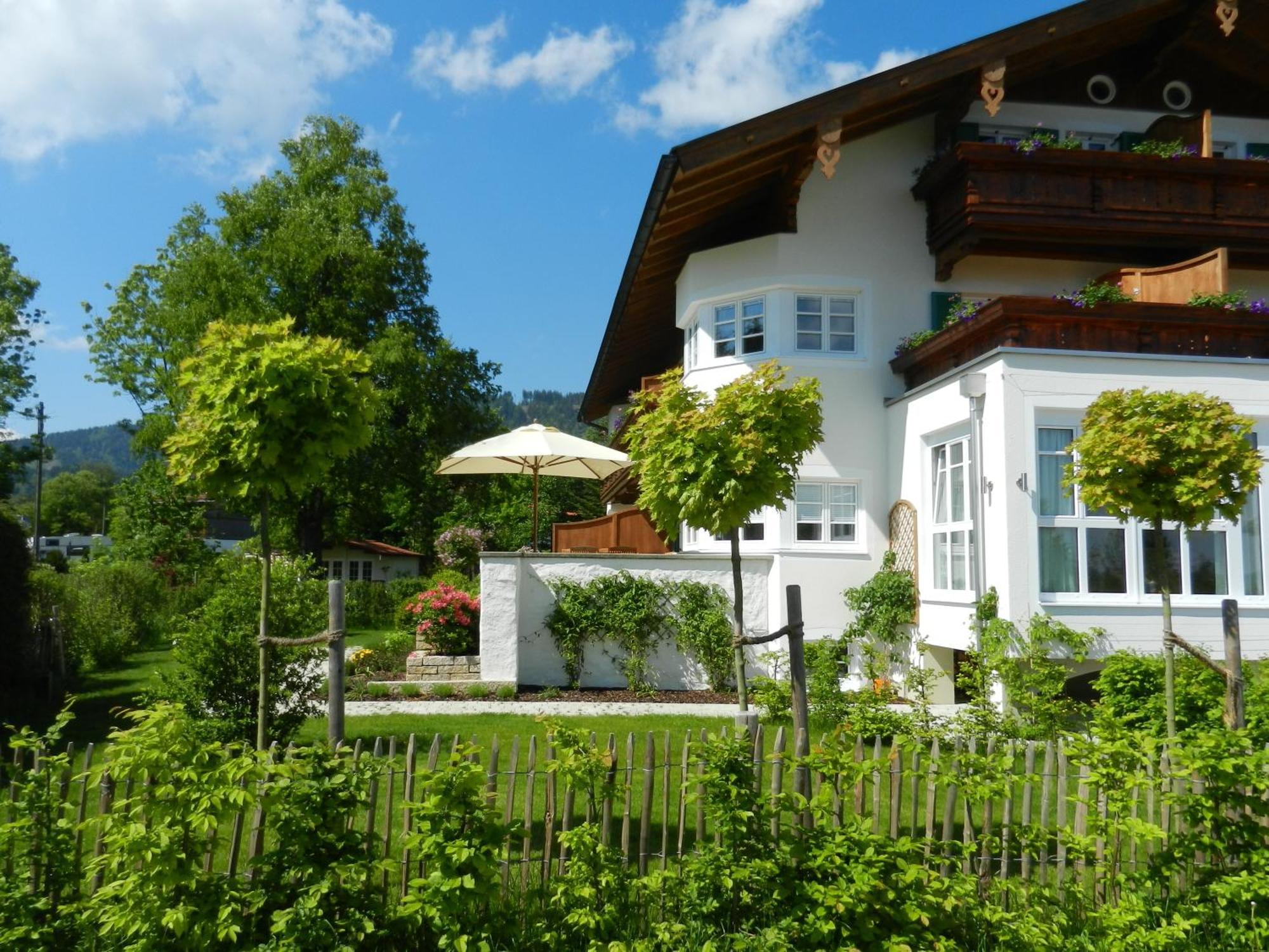 Landhaus Marinella Hotel Garni Bad Wiessee Eksteriør bilde