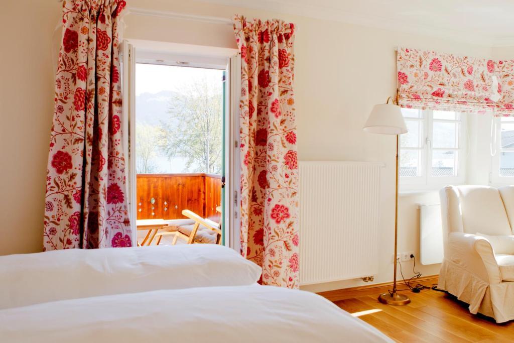 Landhaus Marinella Hotel Garni Bad Wiessee Rom bilde
