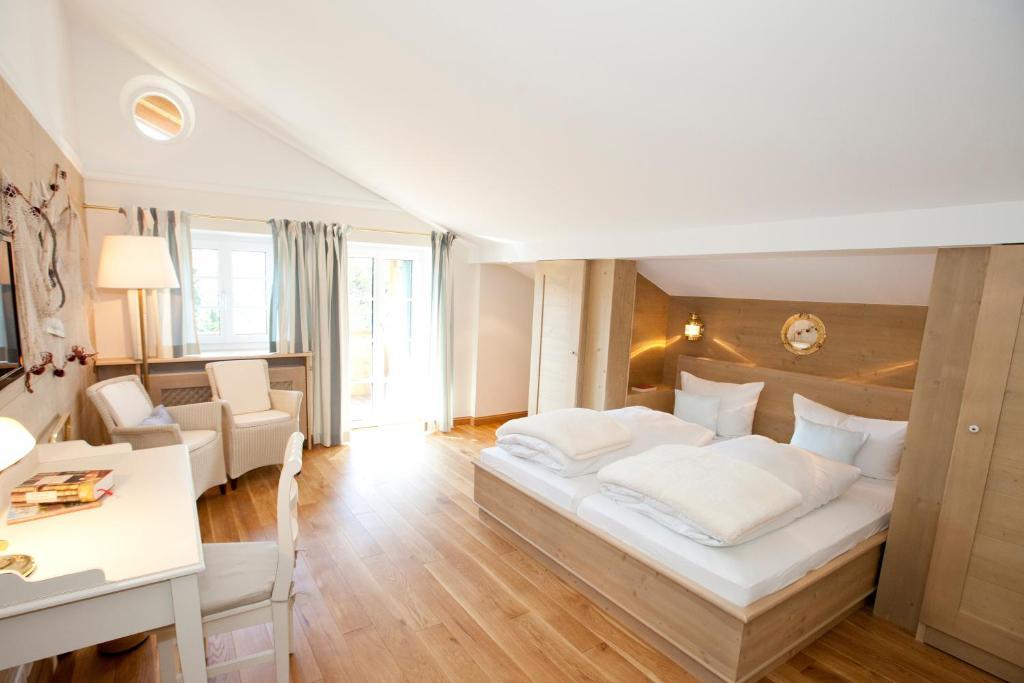 Landhaus Marinella Hotel Garni Bad Wiessee Rom bilde